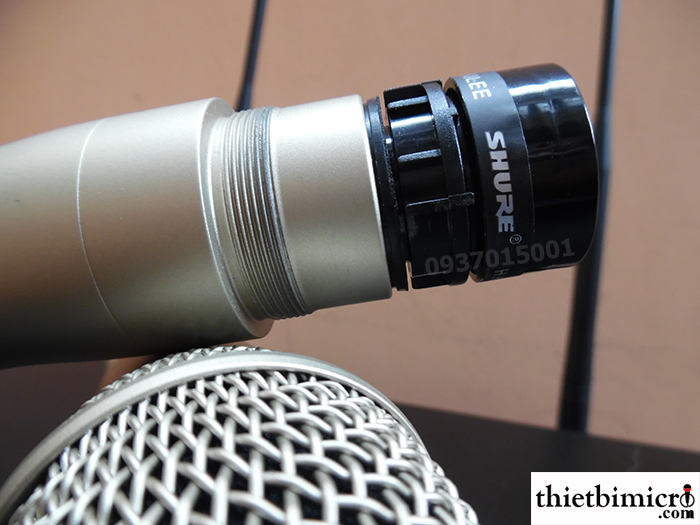 Đầu micro shure UR4D